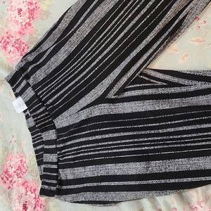 Susan Graver Stripped Liquid Capri pants